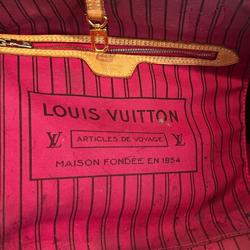 Purse - Picture 4 of 4